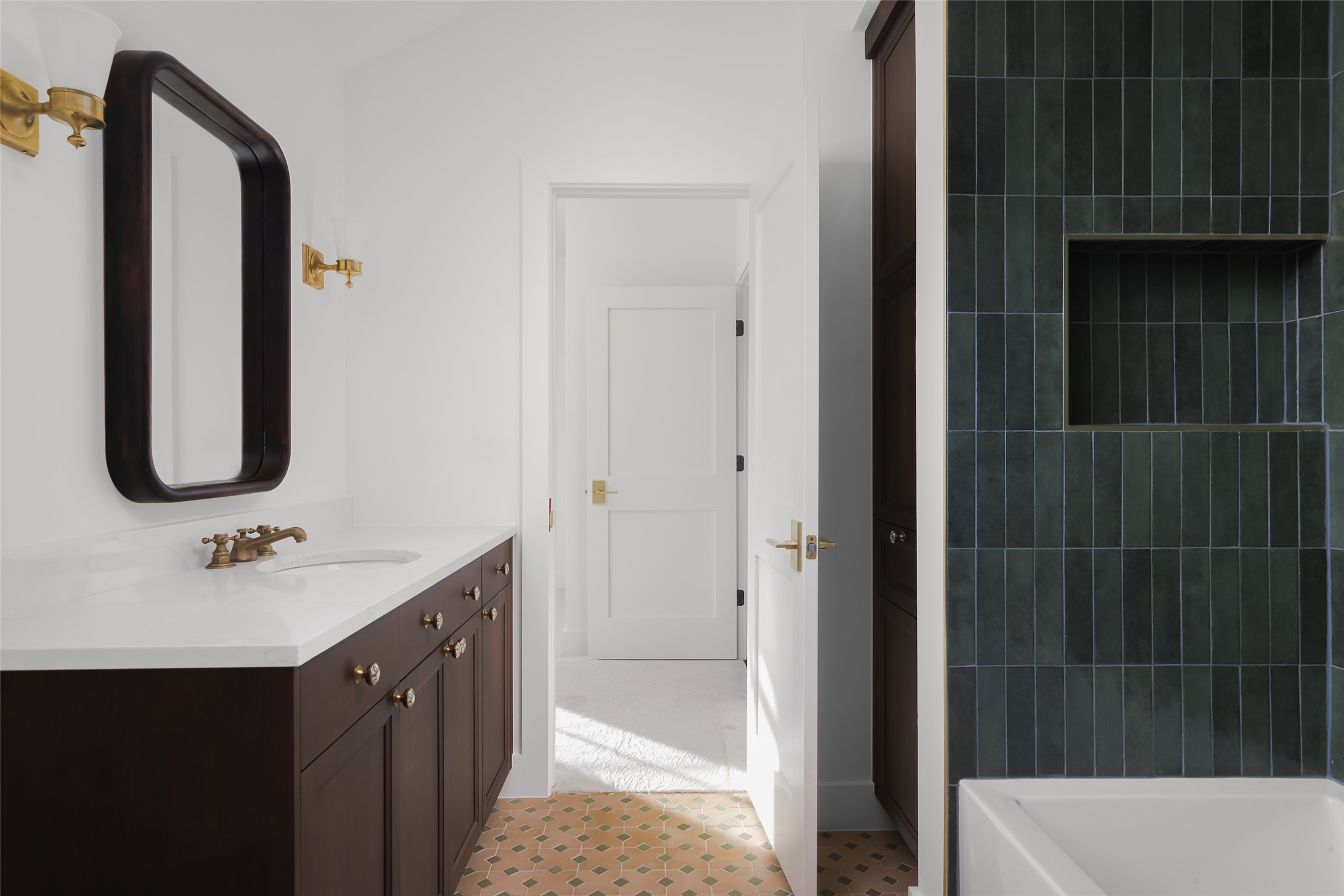 125 Broadwing Cove Austin, TX 78737 - Photo 29 of 40 a bathroom with a sink and a mirror