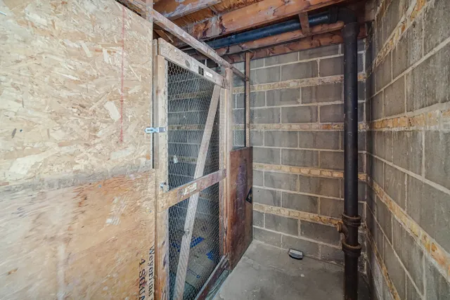 $144,900 | 7019 North Ridge Boulevard, Unit 3B, Chicago, IL 60645