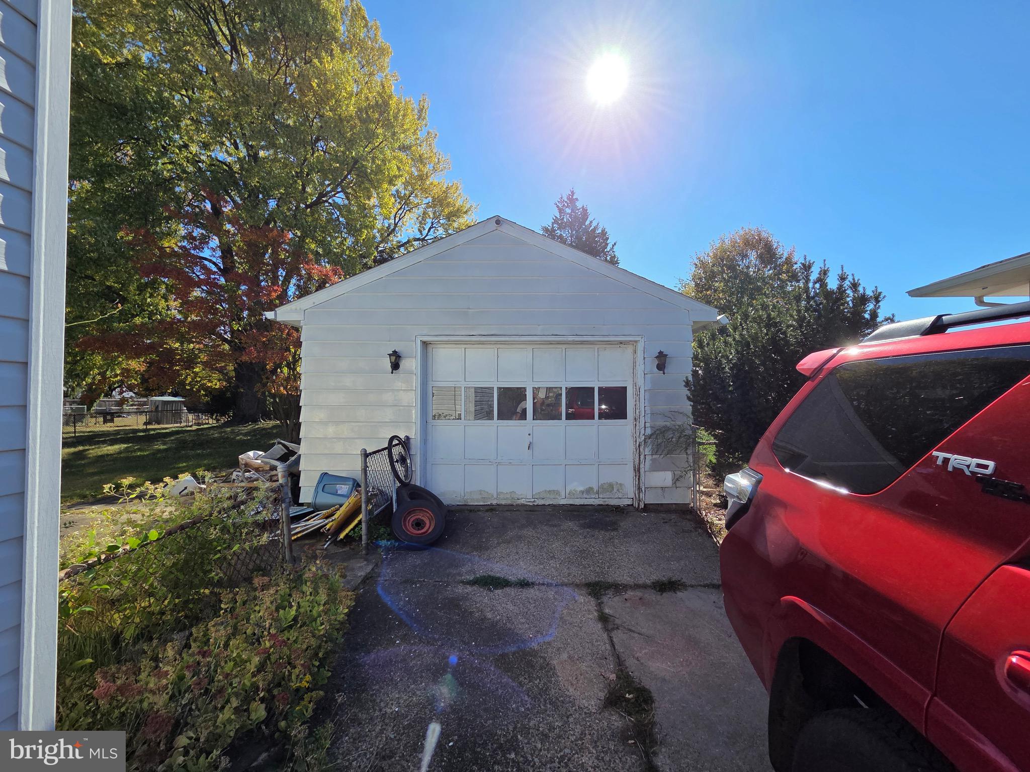 12 Collins Lane Maple Shade, NJ 08052 - Photo 2 of 20 a view of a house