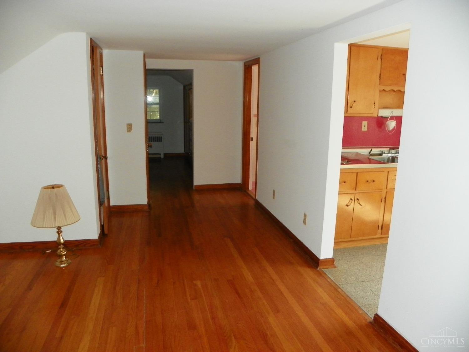 3761 Hanley Road Cincinnati, OH 45247 - Photo 19 of 42