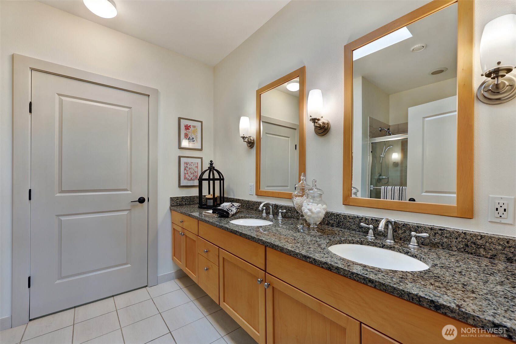 75 Pine Street, Unit 212 Edmonds, WA 98020 - Photo 23 of 35