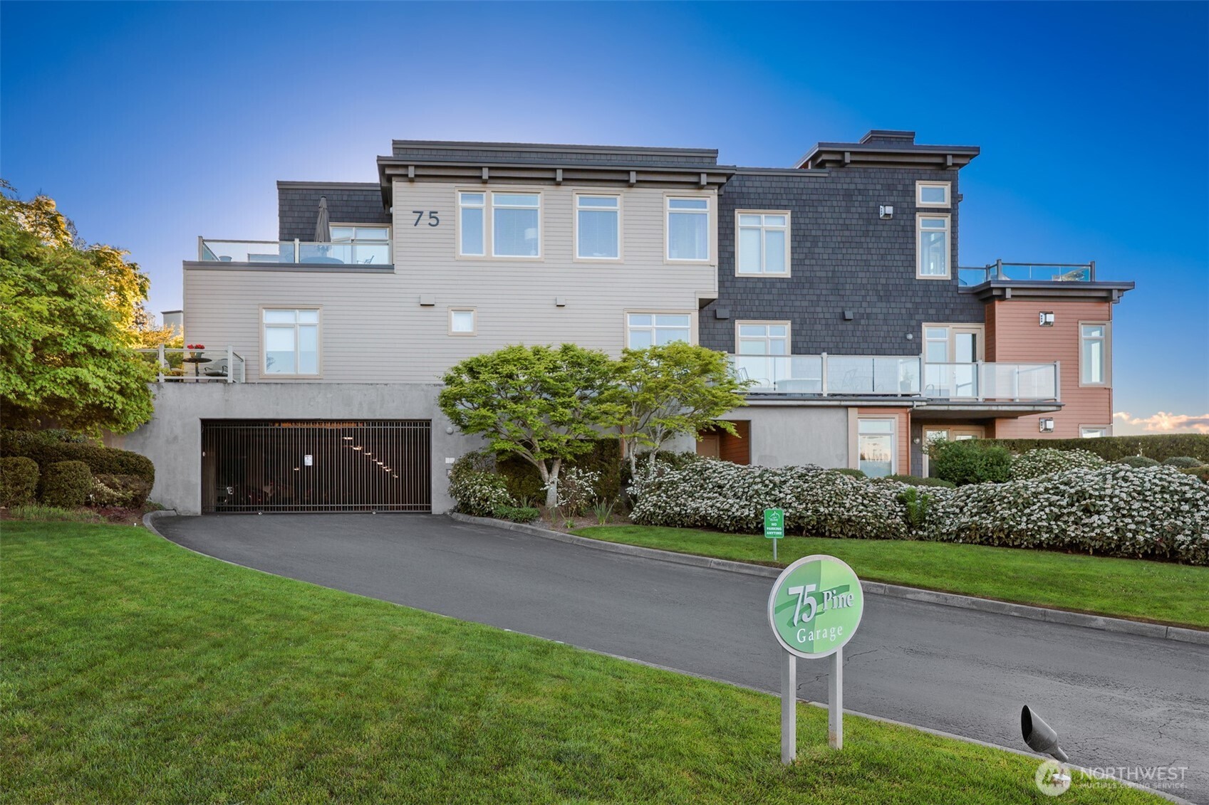 75 Pine Street, Unit 212 Edmonds, WA 98020 - Photo 33 of 35