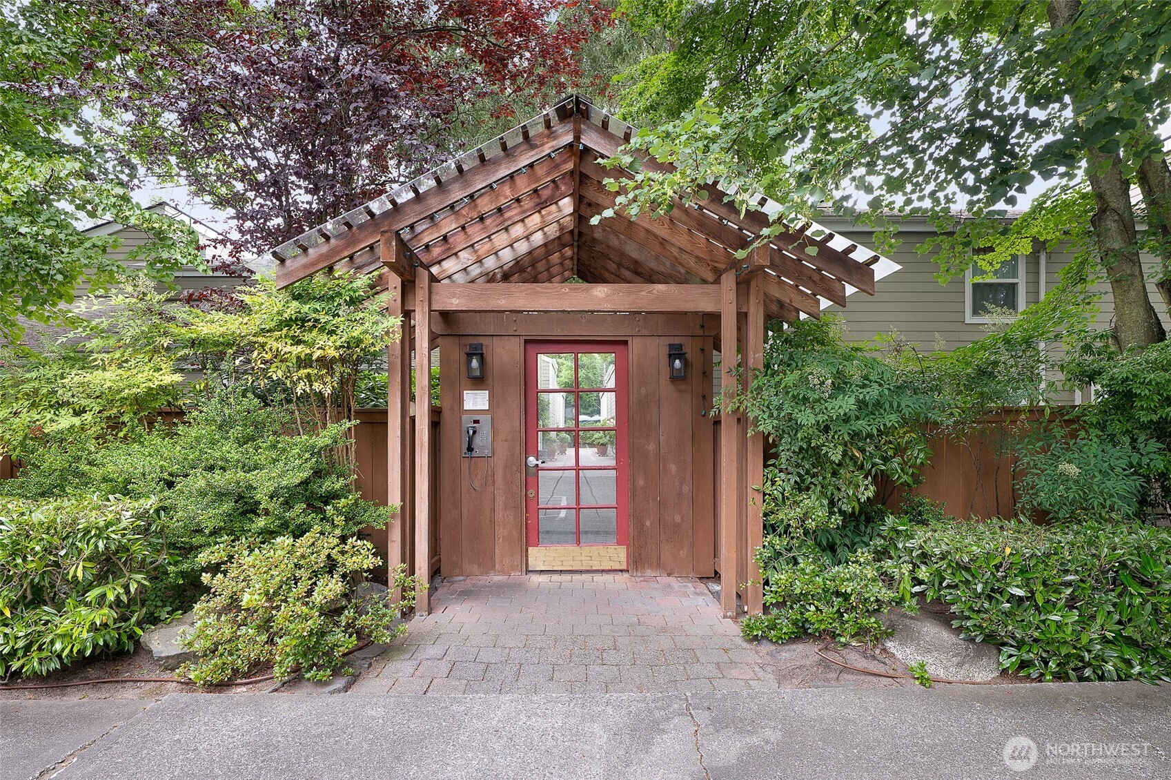 7901 196th Street Southwest, Unit 22 Edmonds, WA 98026 - Photo 1 of 34
