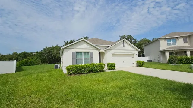 $2,250 | 3639 Scarlet Oak Drive, St. Cloud, FL 34772
