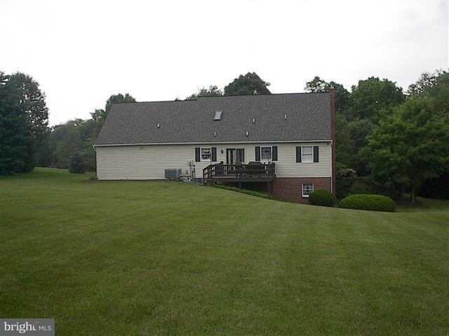 47 Troy Drive Lititz, PA 17543 - Photo 4 of 12 Gallery Image 4