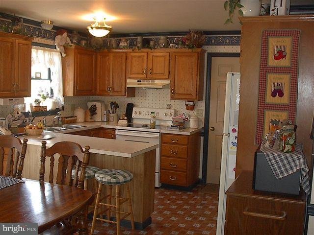 47 Troy Drive Lititz, PA 17543 - Photo 9 of 12 Gallery Image 9