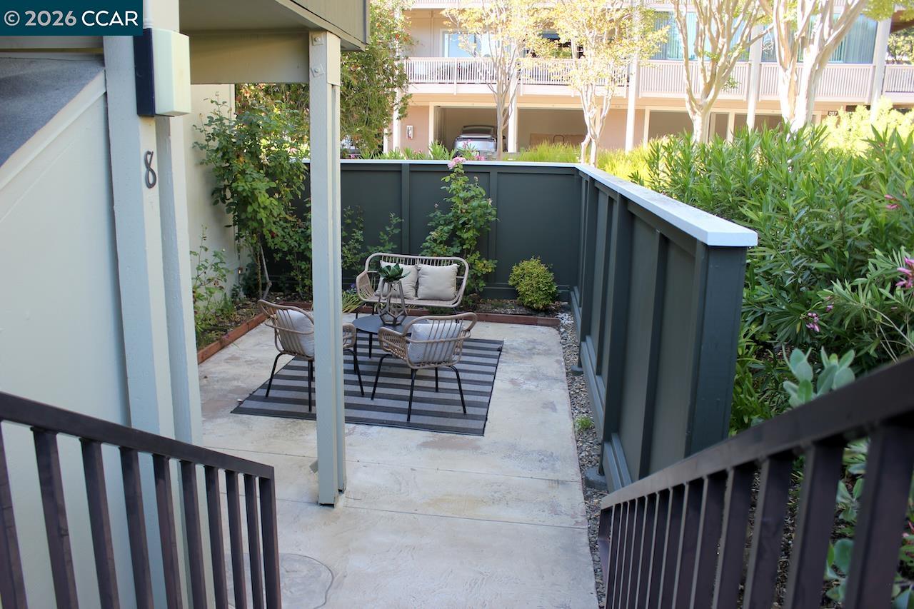2057 Golden Rain Road, Unit 8 Walnut Creek, CA 94595 - Photo 3 of 78
