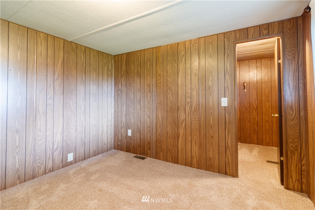 13581 Stratford Road Northeast Moses Lake, WA 98837 - Photo 22 of 38 Gallery Image 22