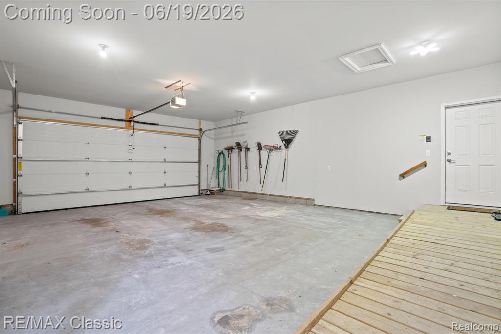 2887 West Joy Road Ann Arbor, MI 48105 - Photo 10 of 44