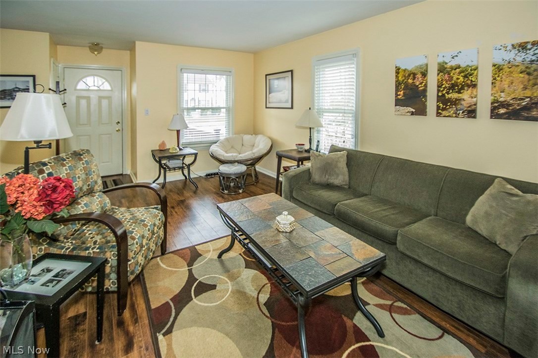 14541 Alger Road Cleveland, OH 44111 - Photo 11 of 35 Gallery Image 11