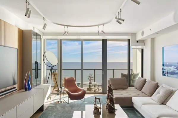 $3,600,000 | 1116 North Ocean Boulevard, Unit 1506, Pompano Beach, FL 33062