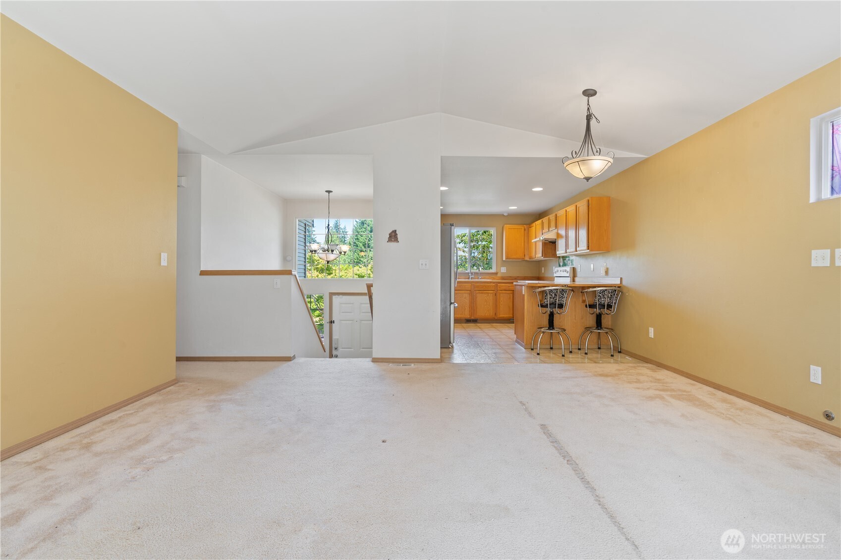 5620 Seahurst Avenue Everett, WA 98203 - Photo 15 of 28 an empty room with windows