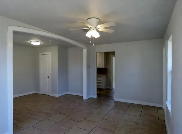 $1,215 | 911 South Rife Street, Aransas Pass, TX 78336