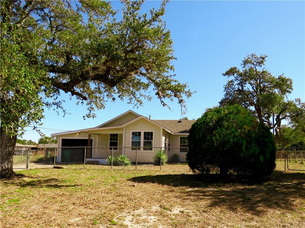 911 South Rife Street Aransas Pass, TX 78336 - Photo 17 of 17