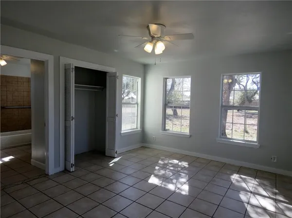 $1,215 | 911 South Rife Street, Aransas Pass, TX 78336