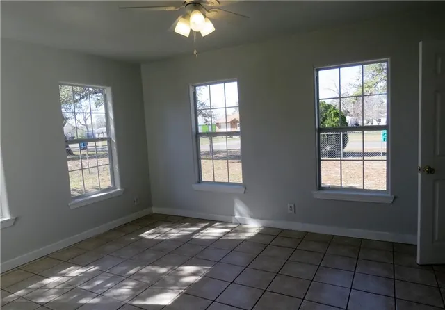 $1,215 | 911 South Rife Street, Aransas Pass, TX 78336