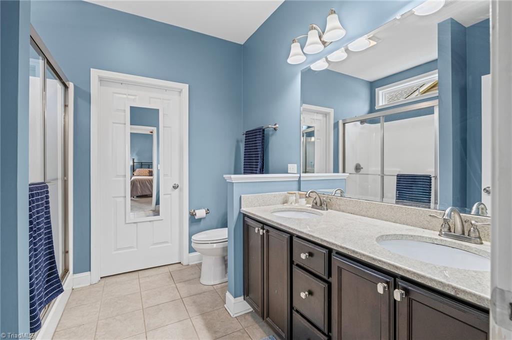 6291 Armsburg Road Clemmons, NC 27012 - Photo 27 of 50 Primary Bathroom with dual sinks