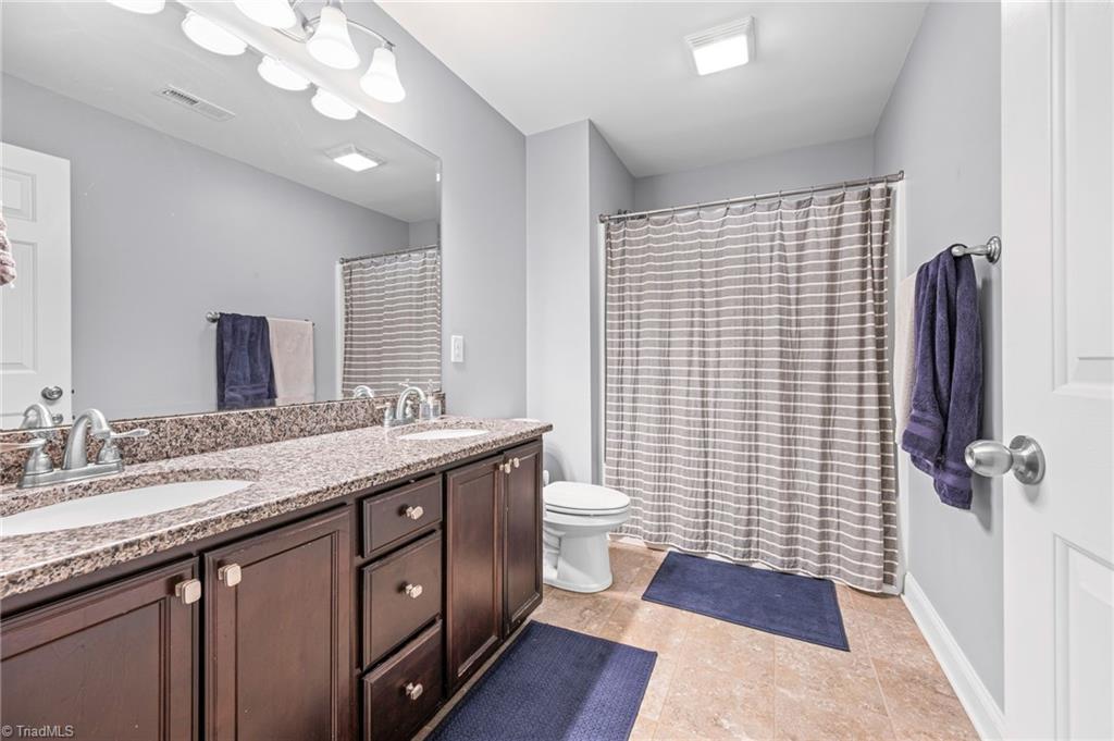 6291 Armsburg Road Clemmons, NC 27012 - Photo 41 of 50 2nd full bath - 2nd floor