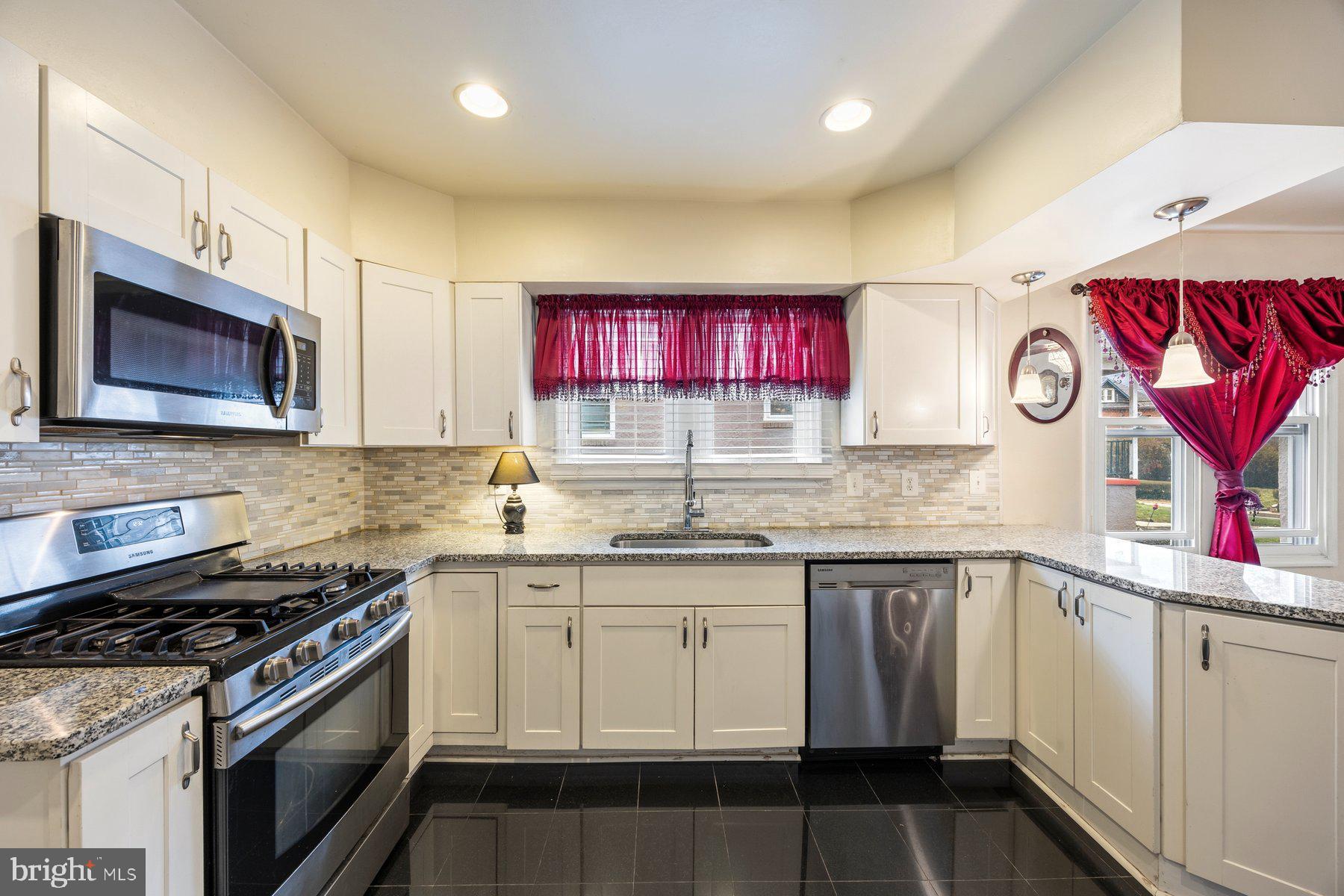 4002 Hamilton Avenue Baltimore, MD 21206 - Photo 13 of 26