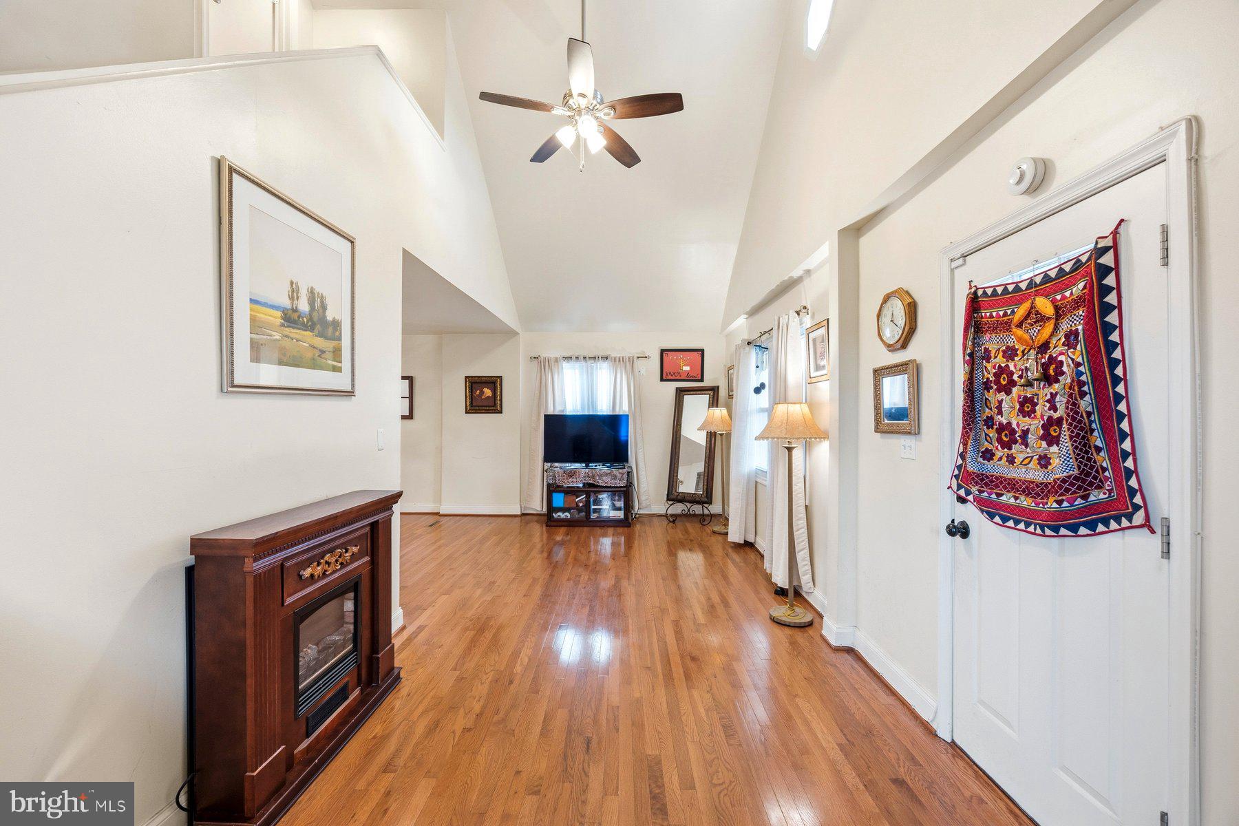 4002 Hamilton Avenue Baltimore, MD 21206 - Photo 5 of 26