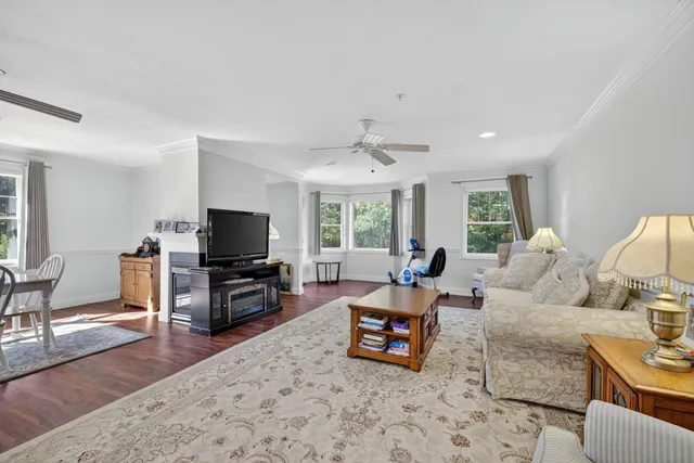 $439,900 | 1 Sterling Hill Lane, Unit 116, Exeter, NH 03833