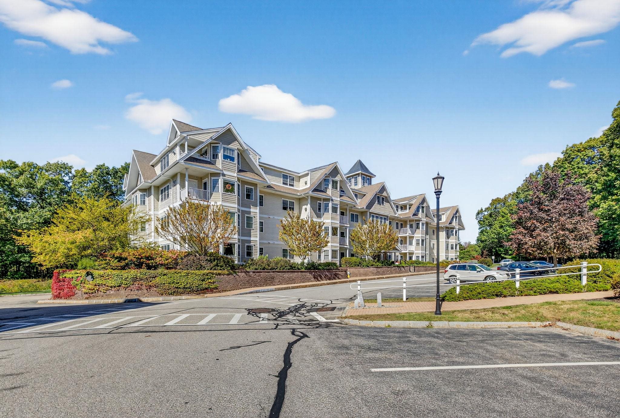 1 Sterling Hill Lane, Unit 116 Exeter, NH 03833 - Photo 2 of 60