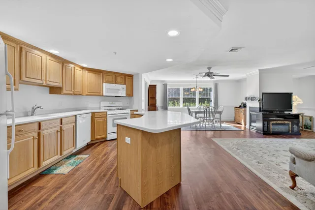 $439,900 | 1 Sterling Hill Lane, Unit 116, Exeter, NH 03833