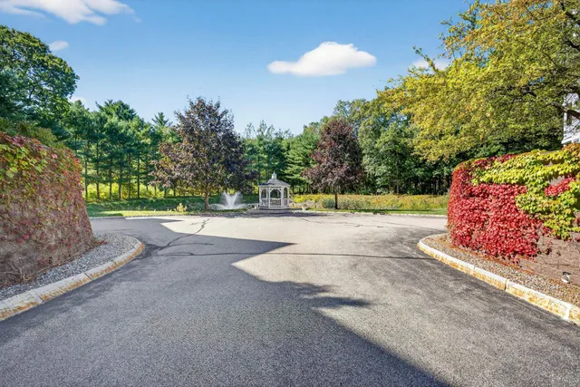 $439,900 | 1 Sterling Hill Lane, Unit 116, Exeter, NH 03833