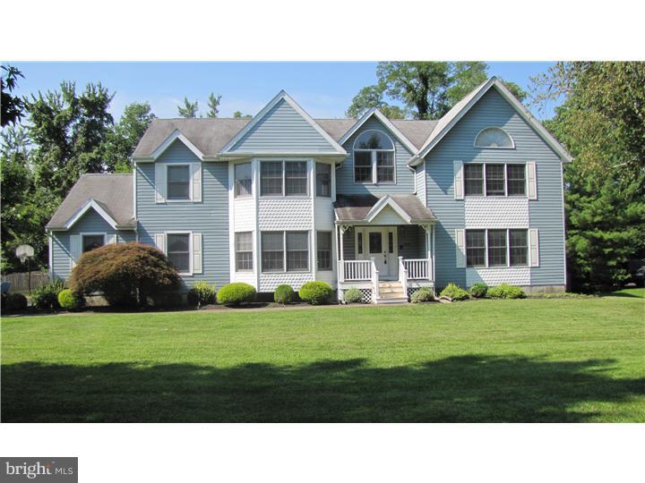 208 Broad Acres Road Lansdale, PA 19446 - Photo 1 of 17 Gallery Image 1