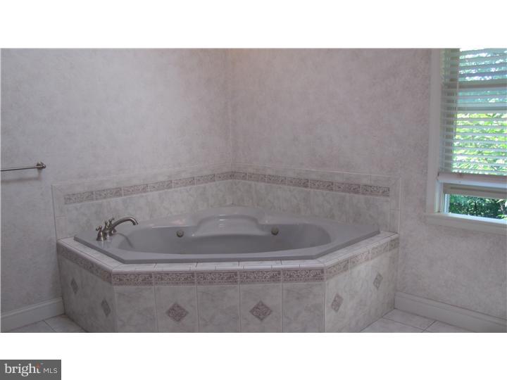 208 Broad Acres Road Lansdale, PA 19446 - Photo 15 of 17 Gallery Image 15
