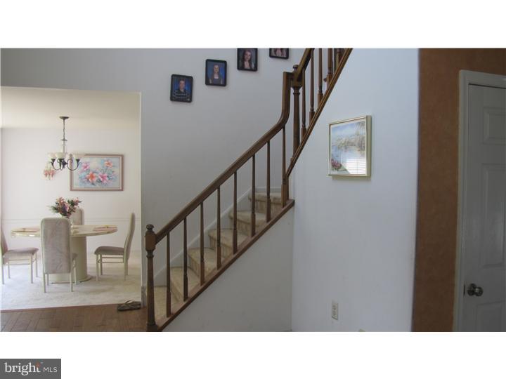 208 Broad Acres Road Lansdale, PA 19446 - Photo 7 of 17 Gallery Image 7