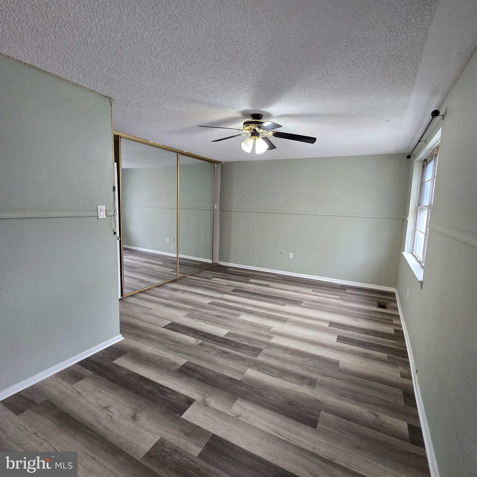 206 Hollybush Place Clementon, NJ 08021 - Photo 13 of 17 a view of an empty room
