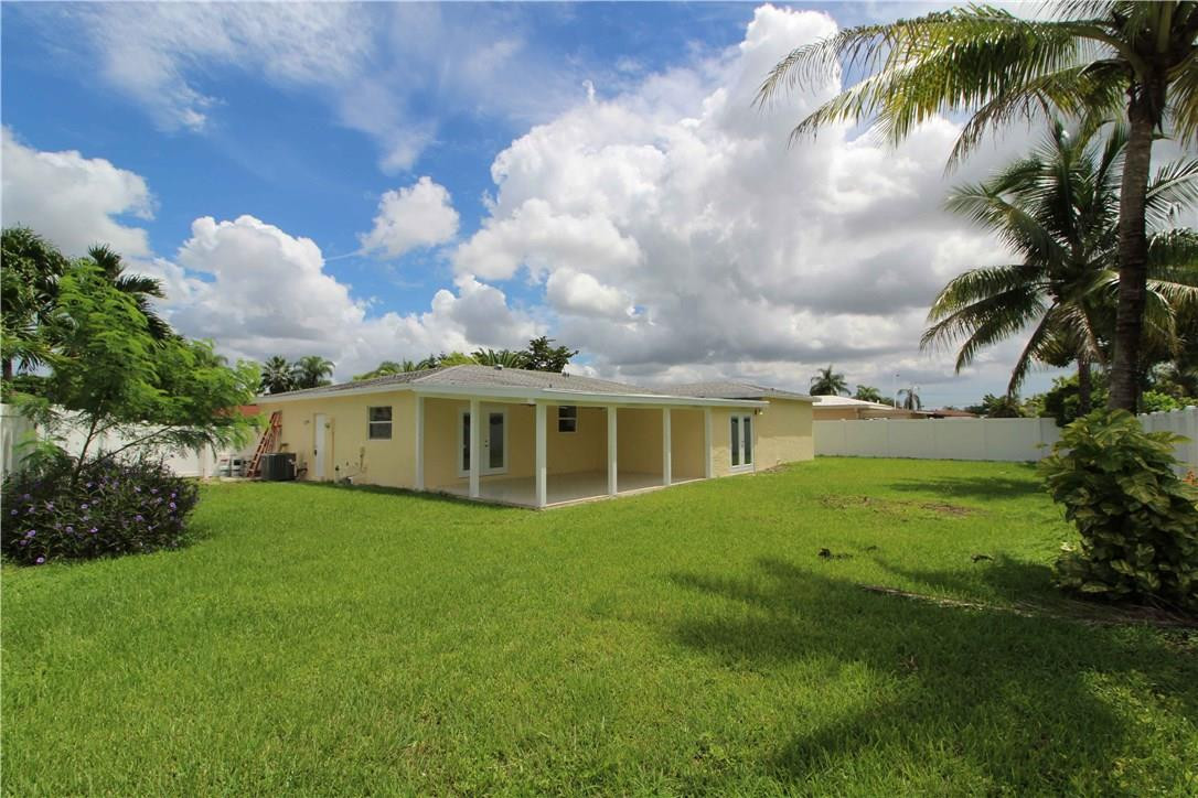 11206 Mustang Street Boca Raton, FL 33428 - Photo 17 of 20 Photo 17