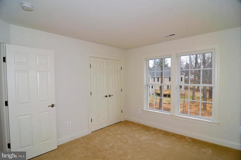 8447 High Ridge Road Ellicott City, MD 21043 - Photo 21 of 25 Bedroom #3
