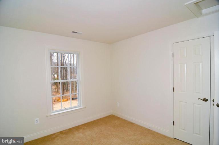8447 High Ridge Road Ellicott City, MD 21043 - Photo 22 of 25 Bedroom #4