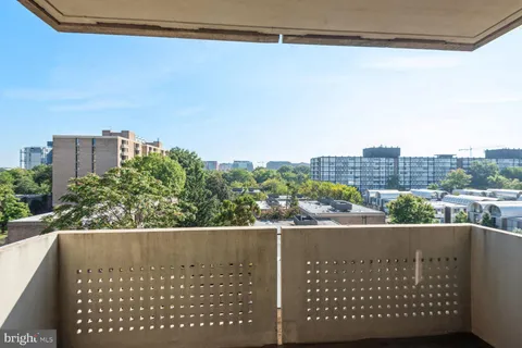 $320,000 | 1250 4th Street Southwest, Unit W413, Washington, DC 20024