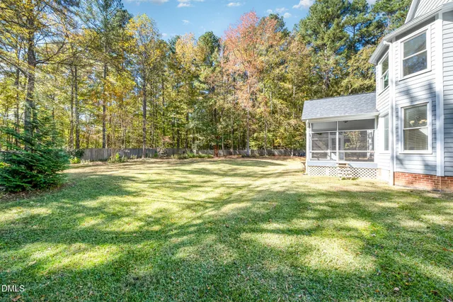 a view of a tennis court