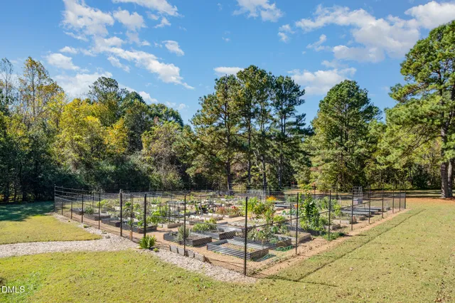 $562,500 | 116 Cavendish Court, Hillsborough, NC 27278