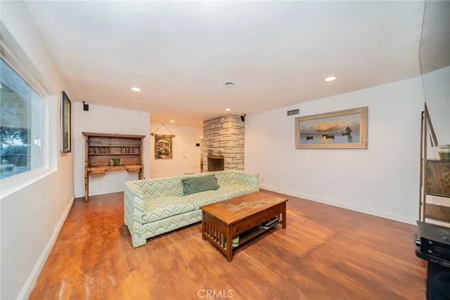 $772,000 | 533 Via Vista Drive, Redlands, CA 92373