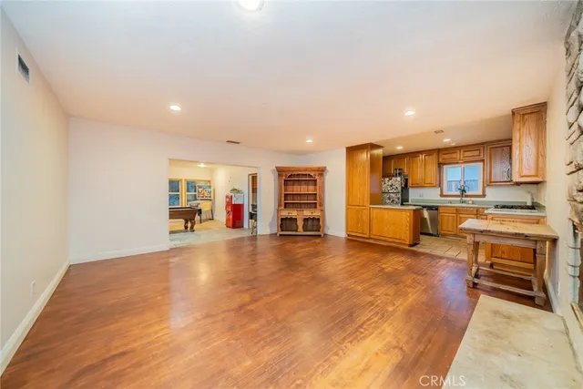 $772,000 | 533 Via Vista Drive, Redlands, CA 92373