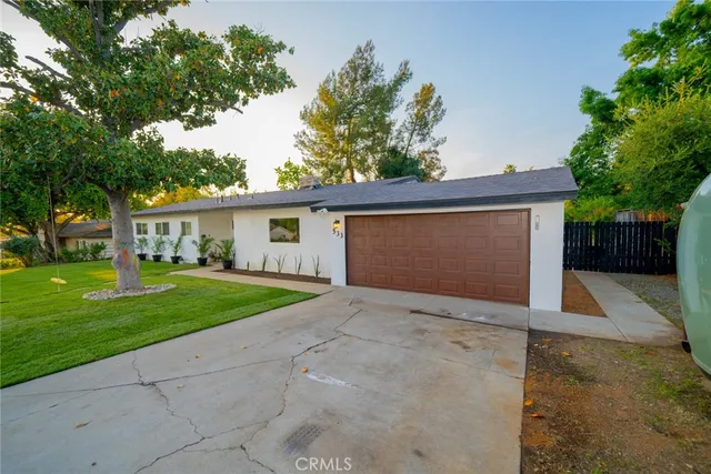 $772,000 | 533 Via Vista Drive, Redlands, CA 92373