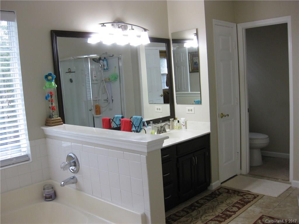 8119 Hunley Ridge Road Matthews, NC 28104 - Photo 16 of 20 Gallery Image 16