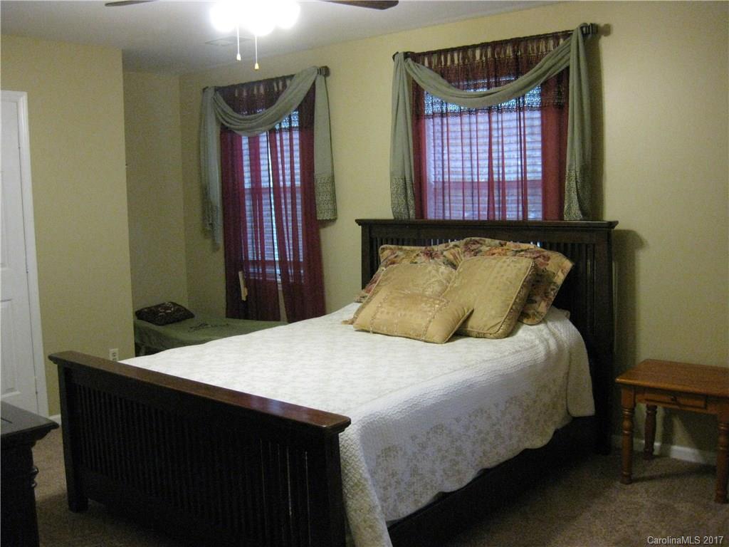 8119 Hunley Ridge Road Matthews, NC 28104 - Photo 19 of 20 Gallery Image 19
