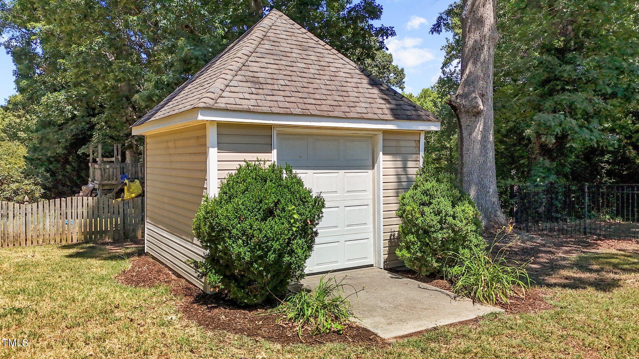 1917 Wheelerbrook Court Raleigh, NC 27603 - Photo 44 of 49 8-web-or-mls-DJI_20240702112707_0511_D