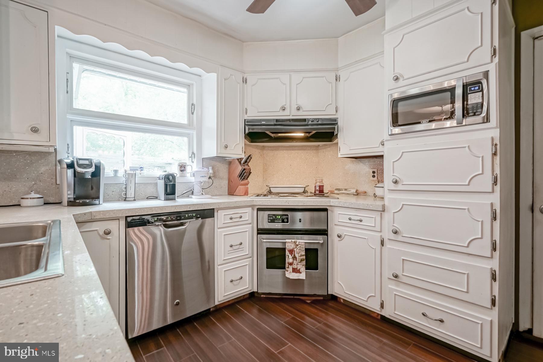 943 Sykesville Road Williamstown, NJ 08094 - Photo 17 of 37