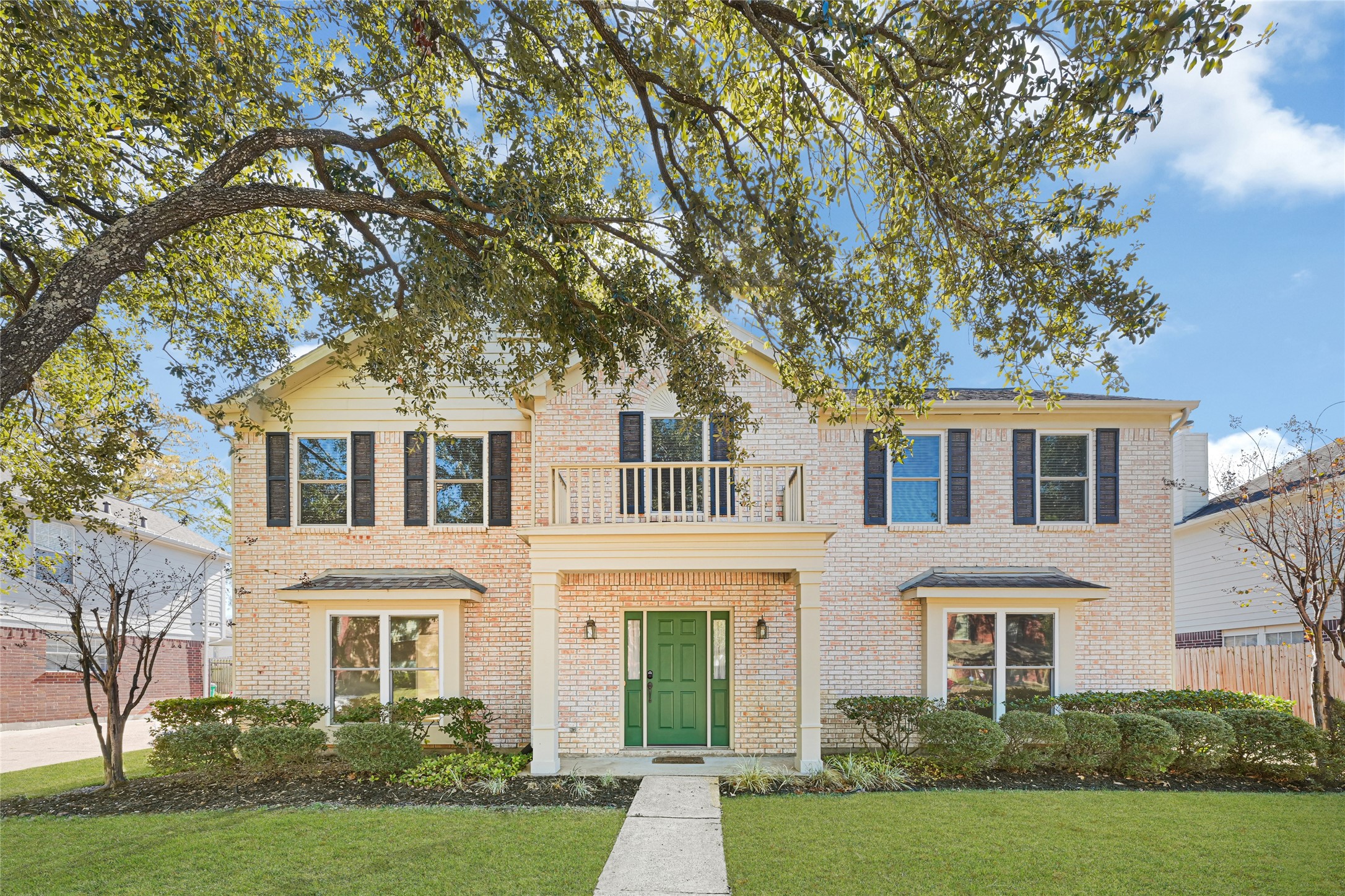 10210 Crooks Way Court Houston, TX 77065 - Photo 48 of 50 front view of a house with a yard