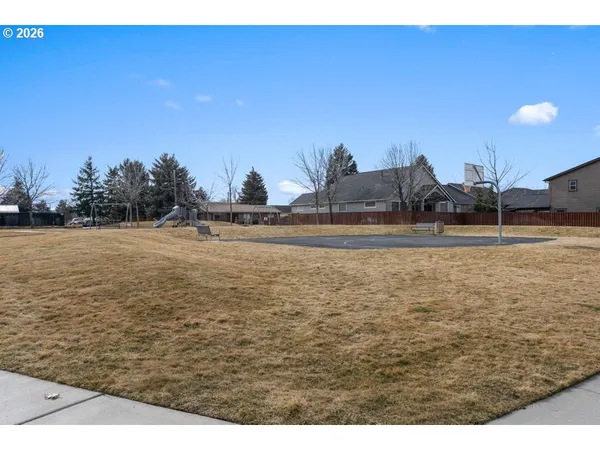 $524,900 | 1132 Northeast Steins Pillar Drive, Prineville, OR 97754