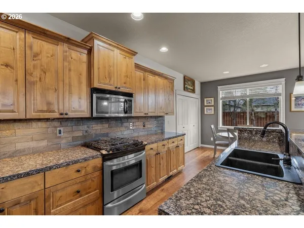$524,900 | 1132 Northeast Steins Pillar Drive, Prineville, OR 97754