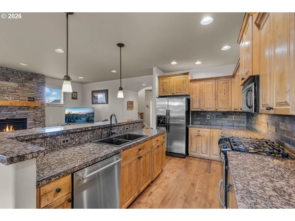 $524,900 | 1132 Northeast Steins Pillar Drive, Prineville, OR 97754