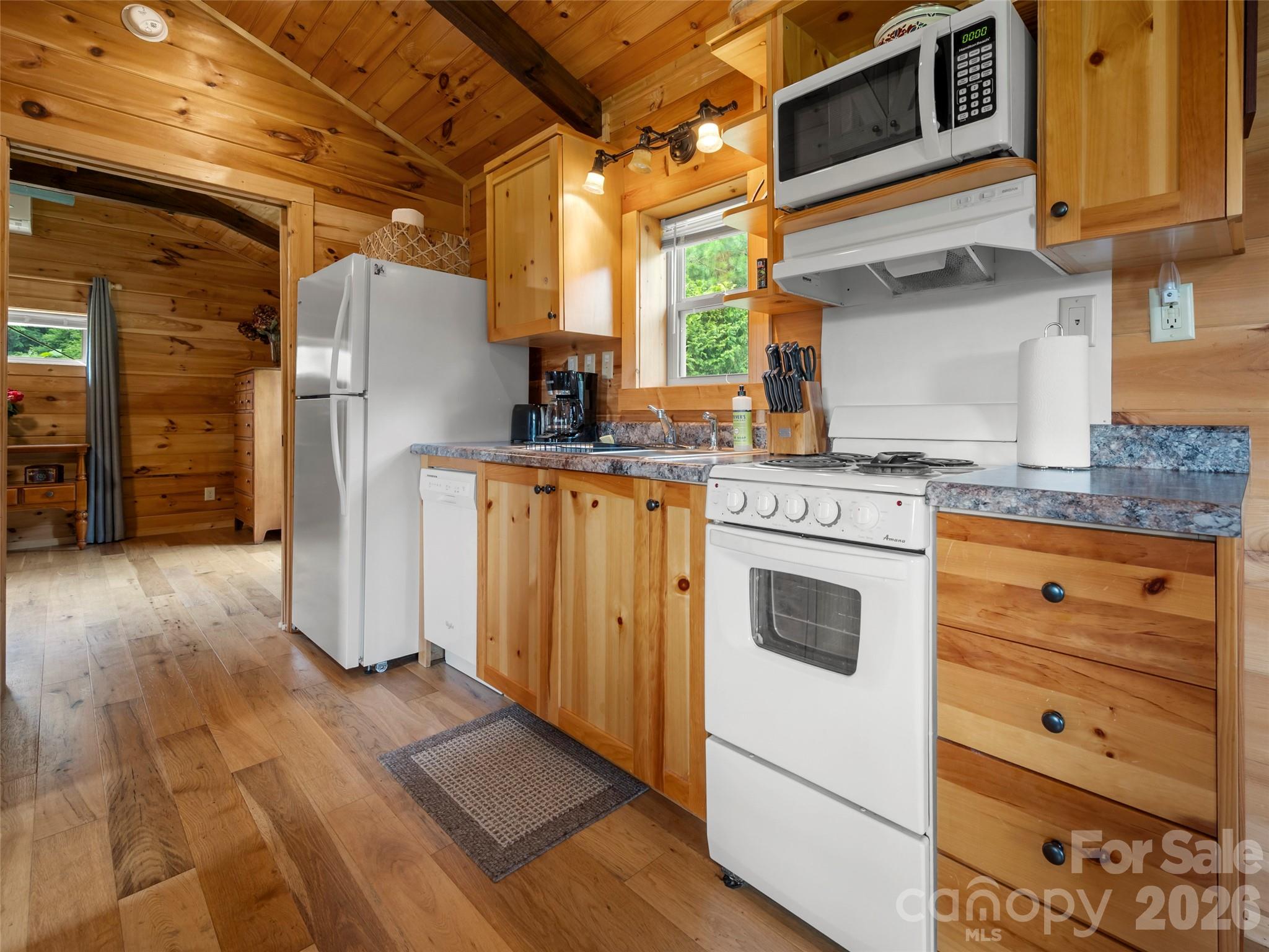1217 Moore Road, Unit 70 80 90 Tryon, NC 28782 - Photo 35 of 48
